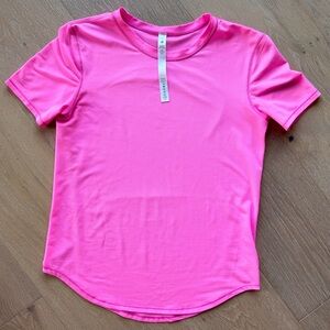 Lululemon Running and Training T-Shirt Top Pink Size 2 🩷